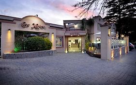 Casa Nostra Hotel